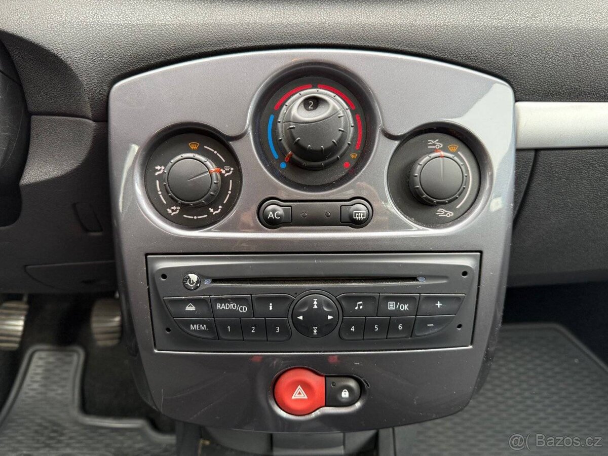 Renault Clio, 1,2TCe 76kW, Původ ČR, 2.Maj, AC - 17