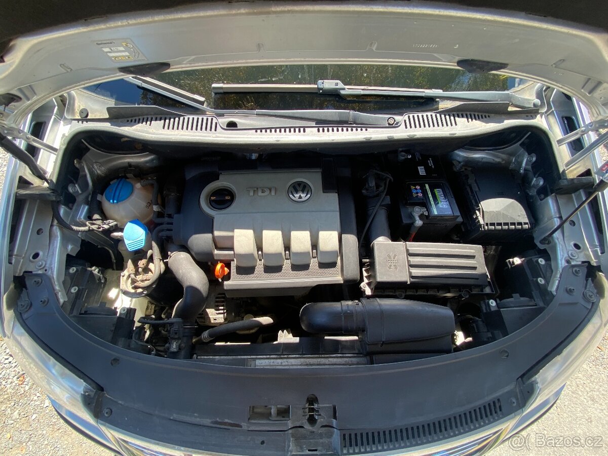 VW Touran 1,9 TDi Serviska, ALU, Tempomat - 17
