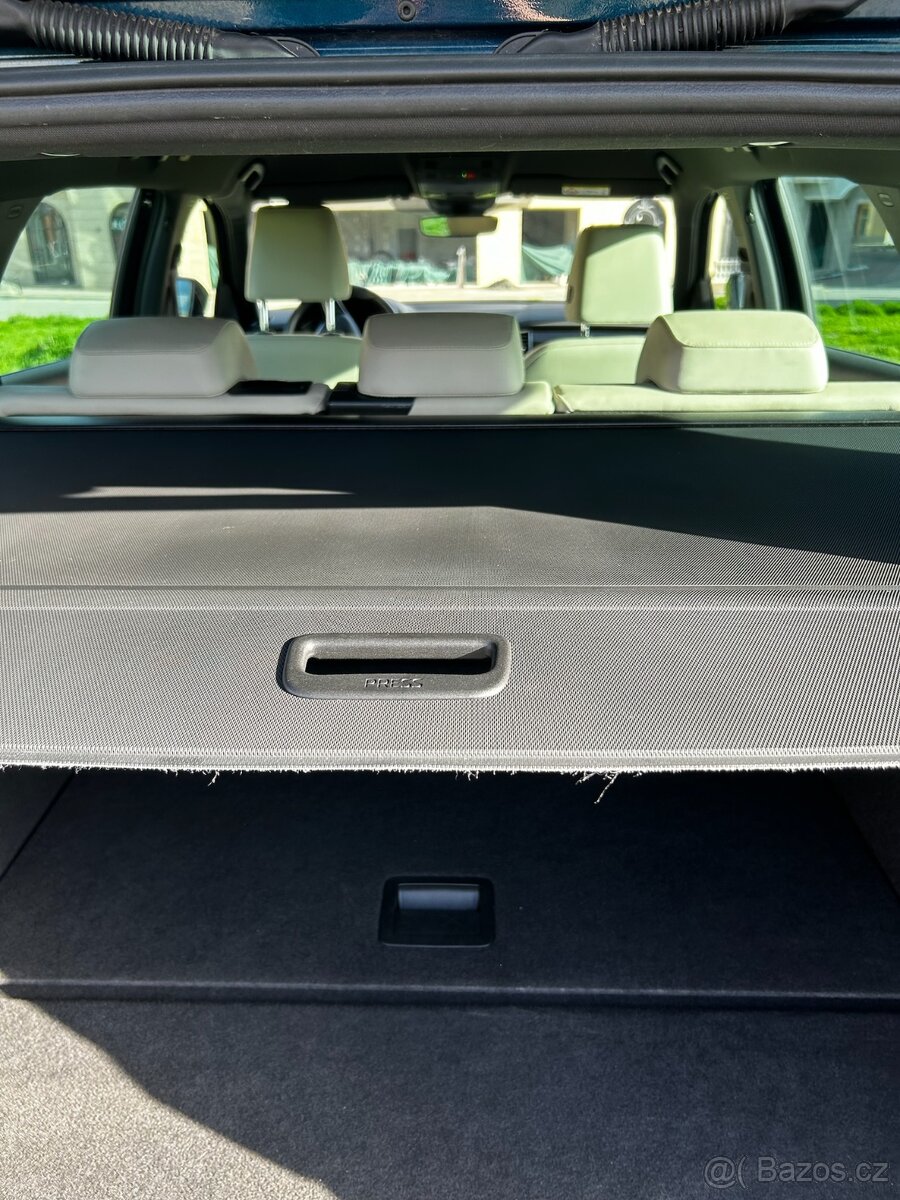 Škoda Kodiaq, L&K,4x4,WEBASTO,2x pneu+disky - 17