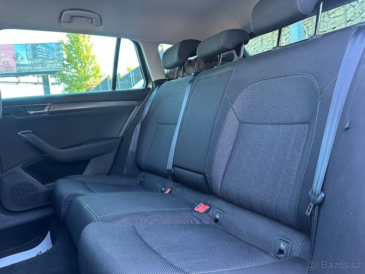 Skoda Superb 2021 - 17