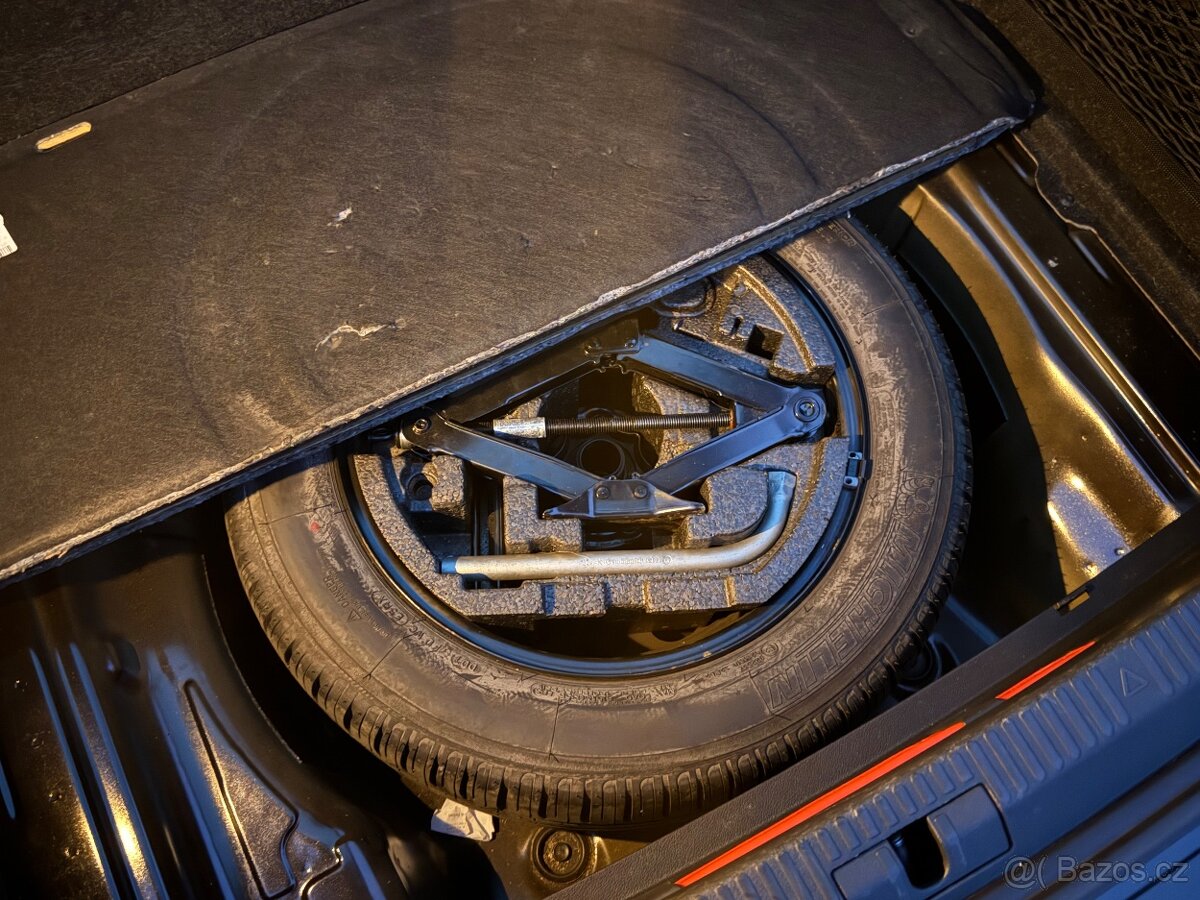 Škoda Superb III 110 kW | DPH | Laurin&Klement - 17