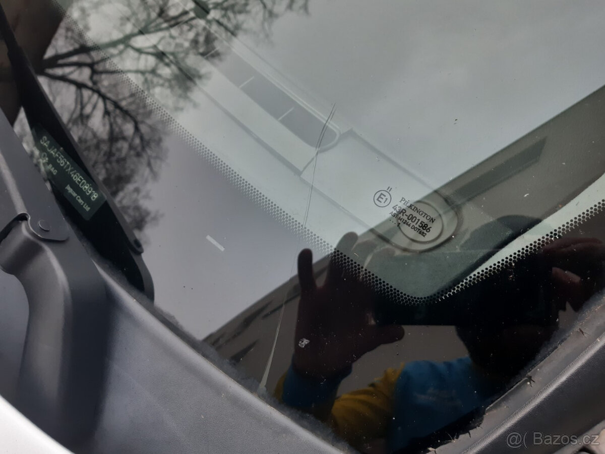 JAGUAR X-TYPE 2.0 kombi manuál - 152 000 km - 17