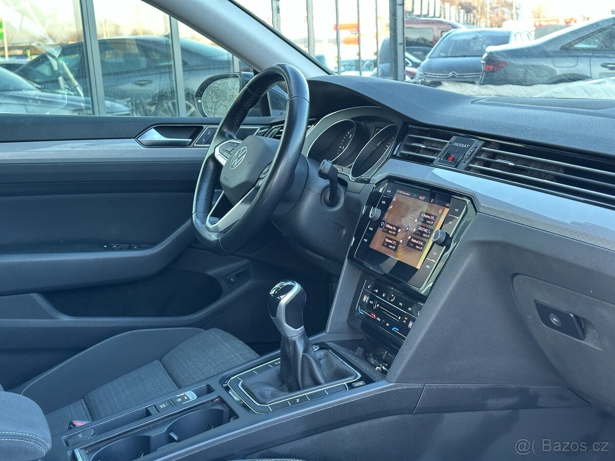 Volkswagen Passat 2020 - 17
