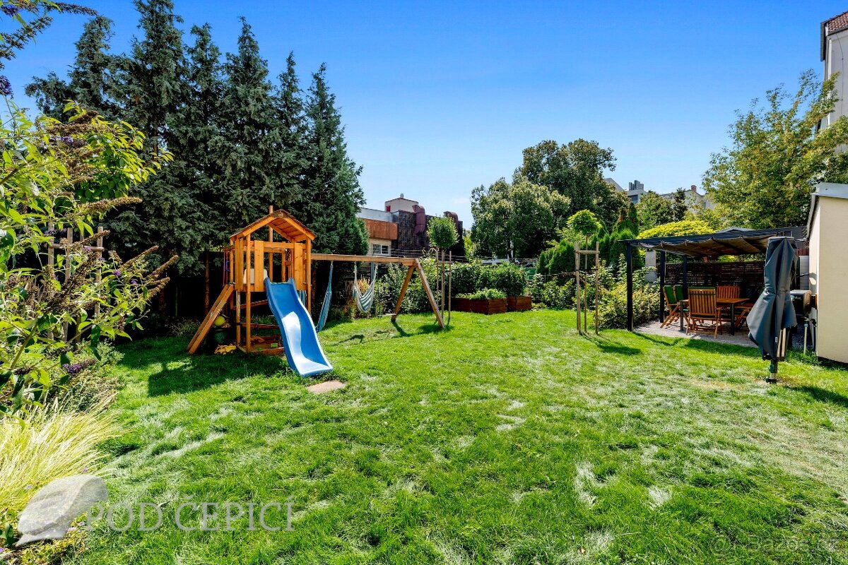 Prodej bytu 3+kk se sklepem, 95,5 m2, ul. Merhautova, Brno - 17