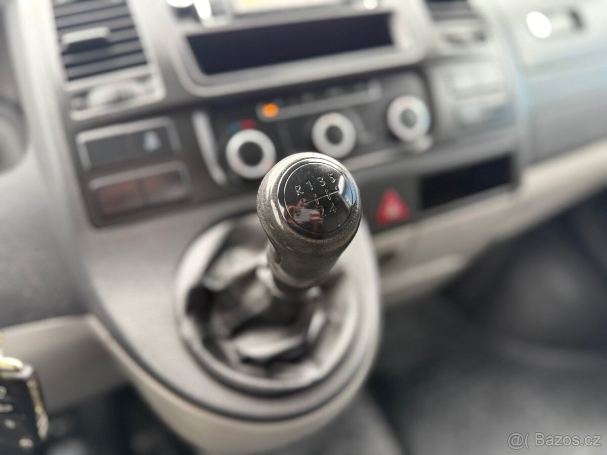 Volkswagen Caravelle, 2.0TDI 75kW, 9-Míst, AC, ROZVODY - 17