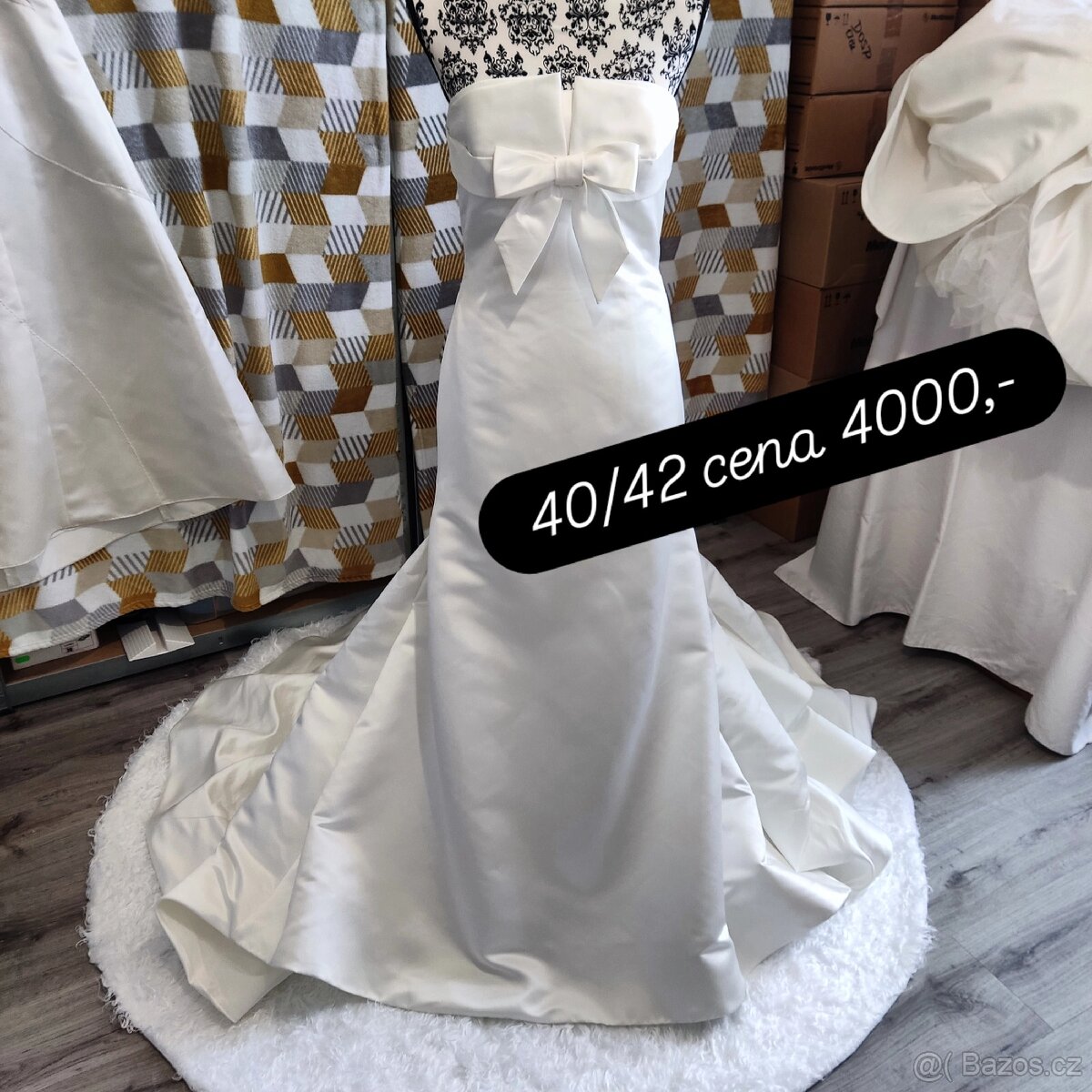 Svatební šaty 20 kusů různé velikosti - 17