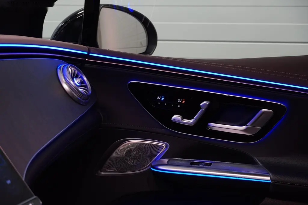 Mercedes-Benz EQE, 43AMG,PANO,VENTIL.,DPH,SoH 98% - 17