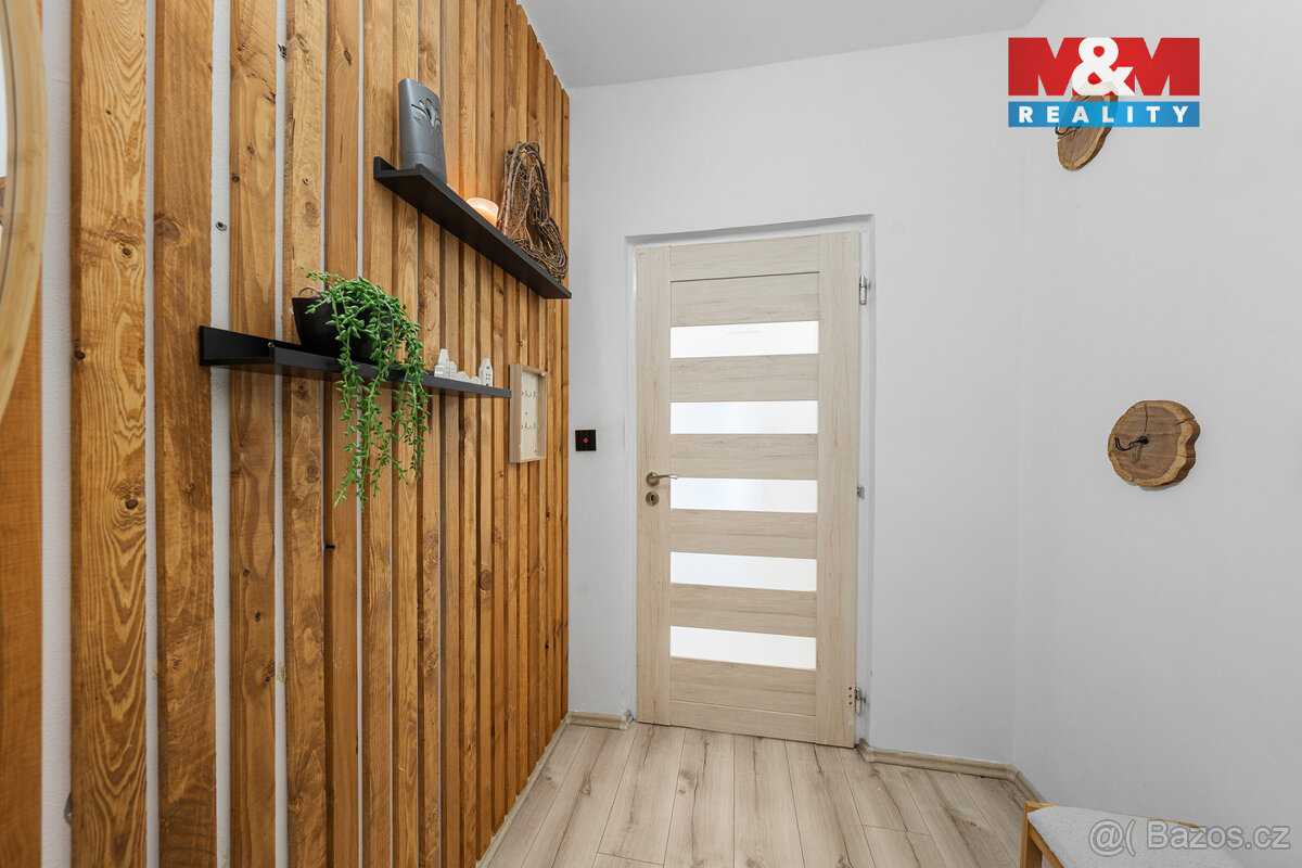 Prodej bytu 2+1, 61 m², Děčín, ul. Žerotínova - 17