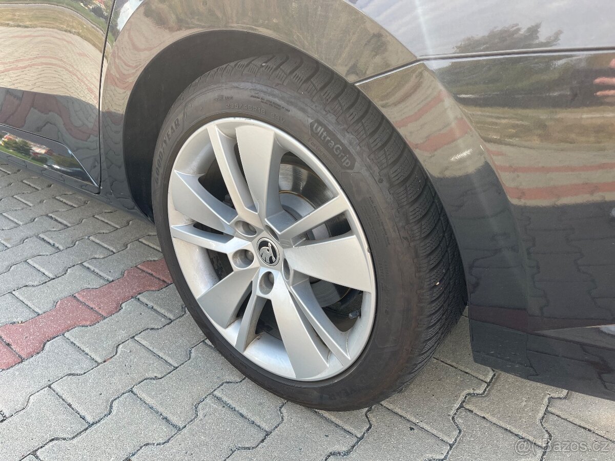 Škoda Superb, 110KW, 1.9 , černá, DPH - 17