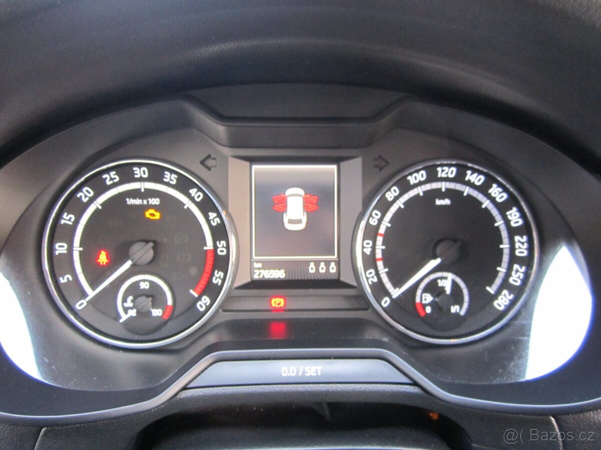 Škoda Octavia III RS 2.0TDi 135kw TOP stav - 17