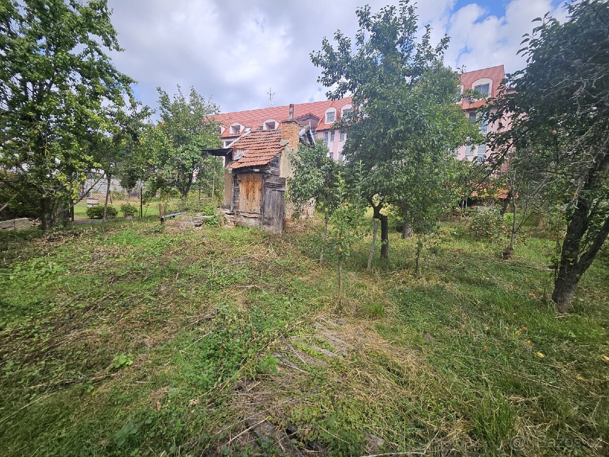 Pozemek,Prodam RD+dvur+ zahrada ,pozemek 1139 m2 Bučovice - 17