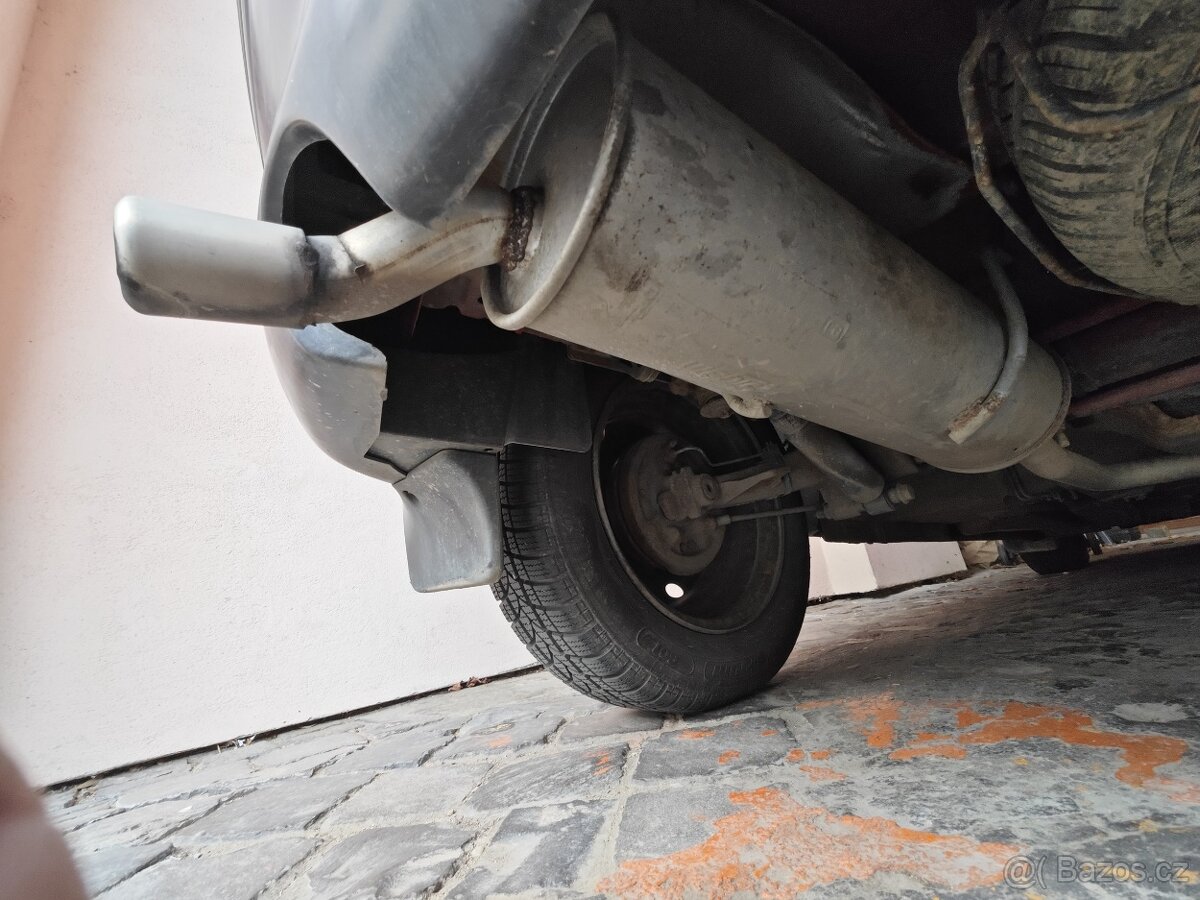 Peugeot 206 1.1i VAN - 17