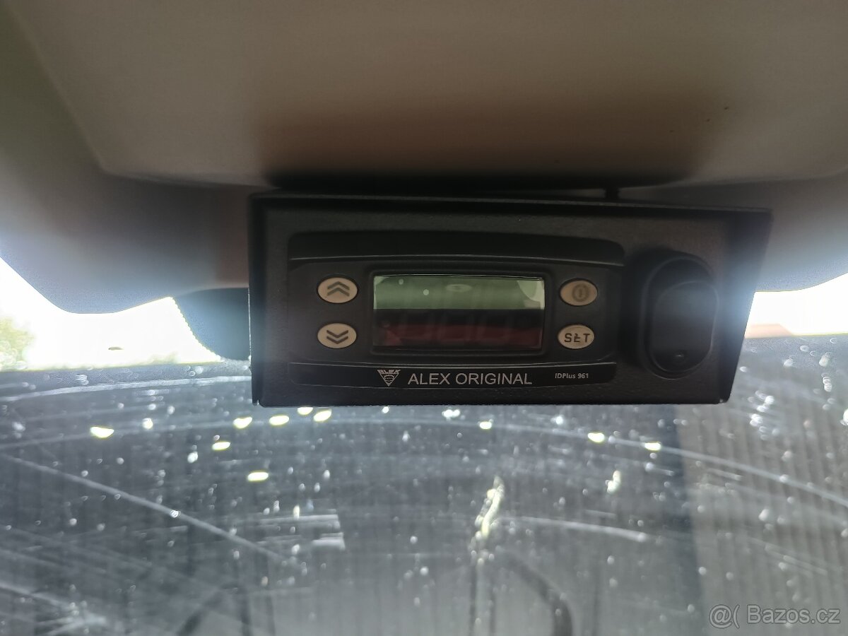 obytná dodávka - 17