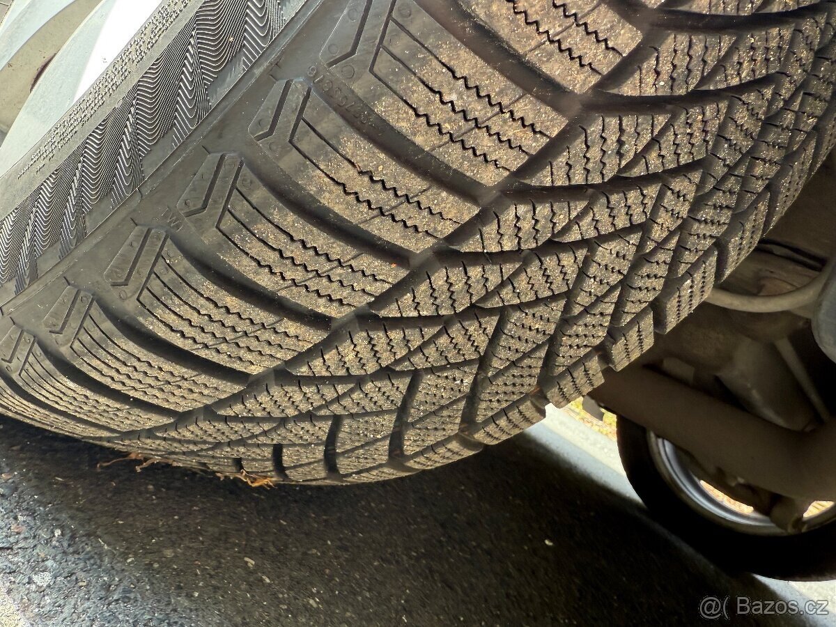 BMW 525d 120kW (E61) - r.v. 2005 - náhradní díly - 17