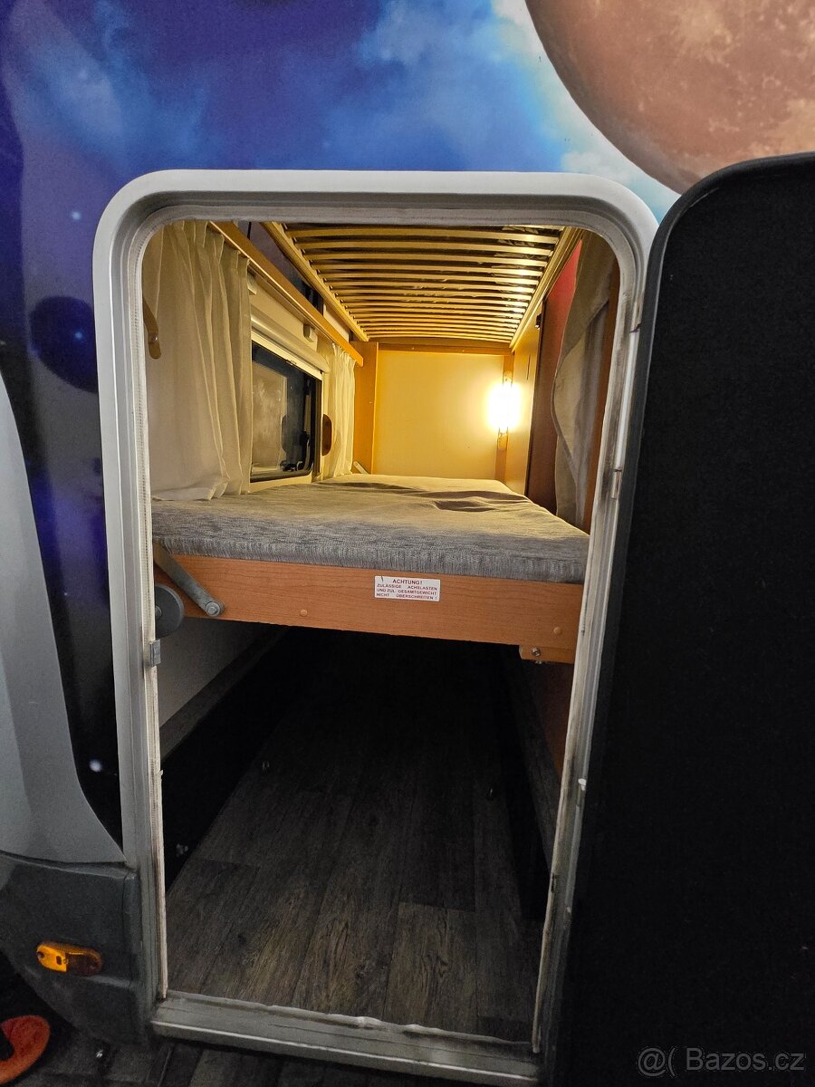 Obytné auto Renault Master 2,5/ 88kw - rok 2008 - 17