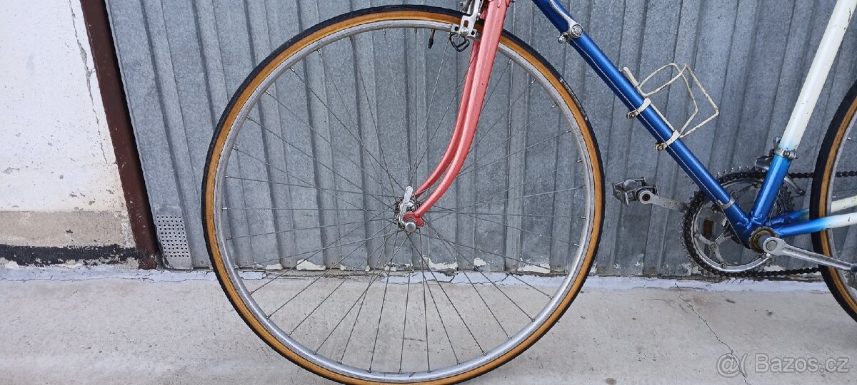 Favorit F1 rok 1957 - 17