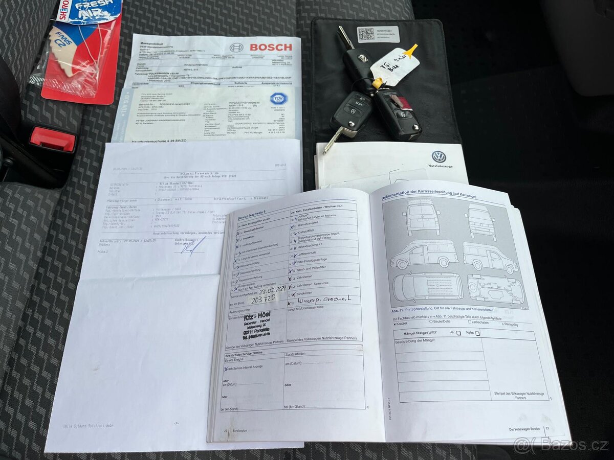 VW TRANSPORTER T5 2.0 TDi SERVISNÍ KNIHA 9.MÍST - 17