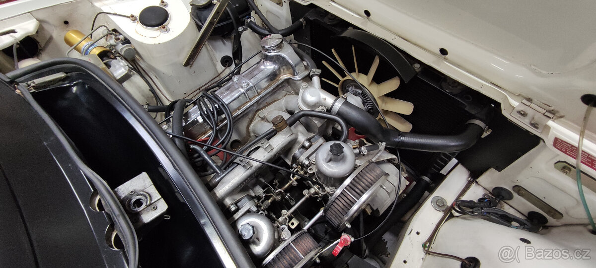 Triumph TR7 cabrio - 17