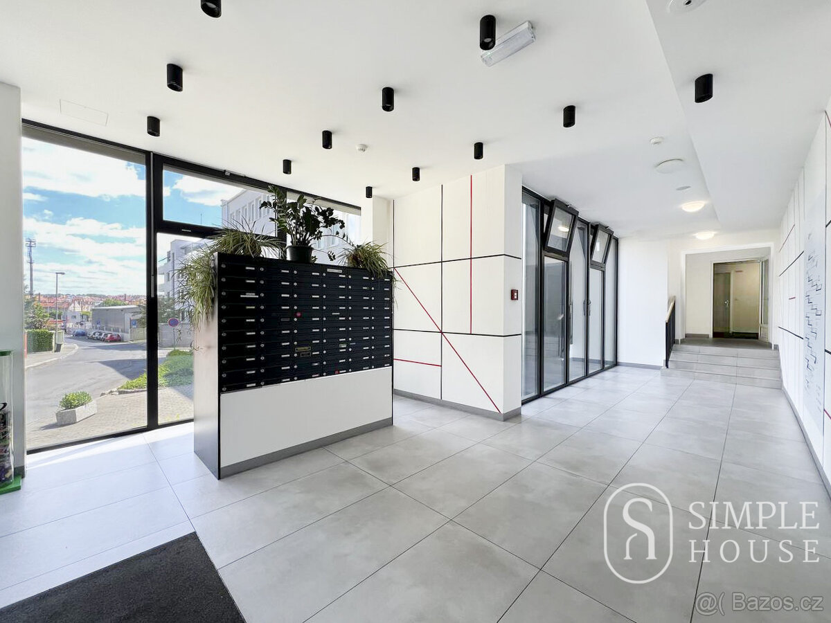 Pronájem bytu 2+kk, 45 m2, Praha - 17