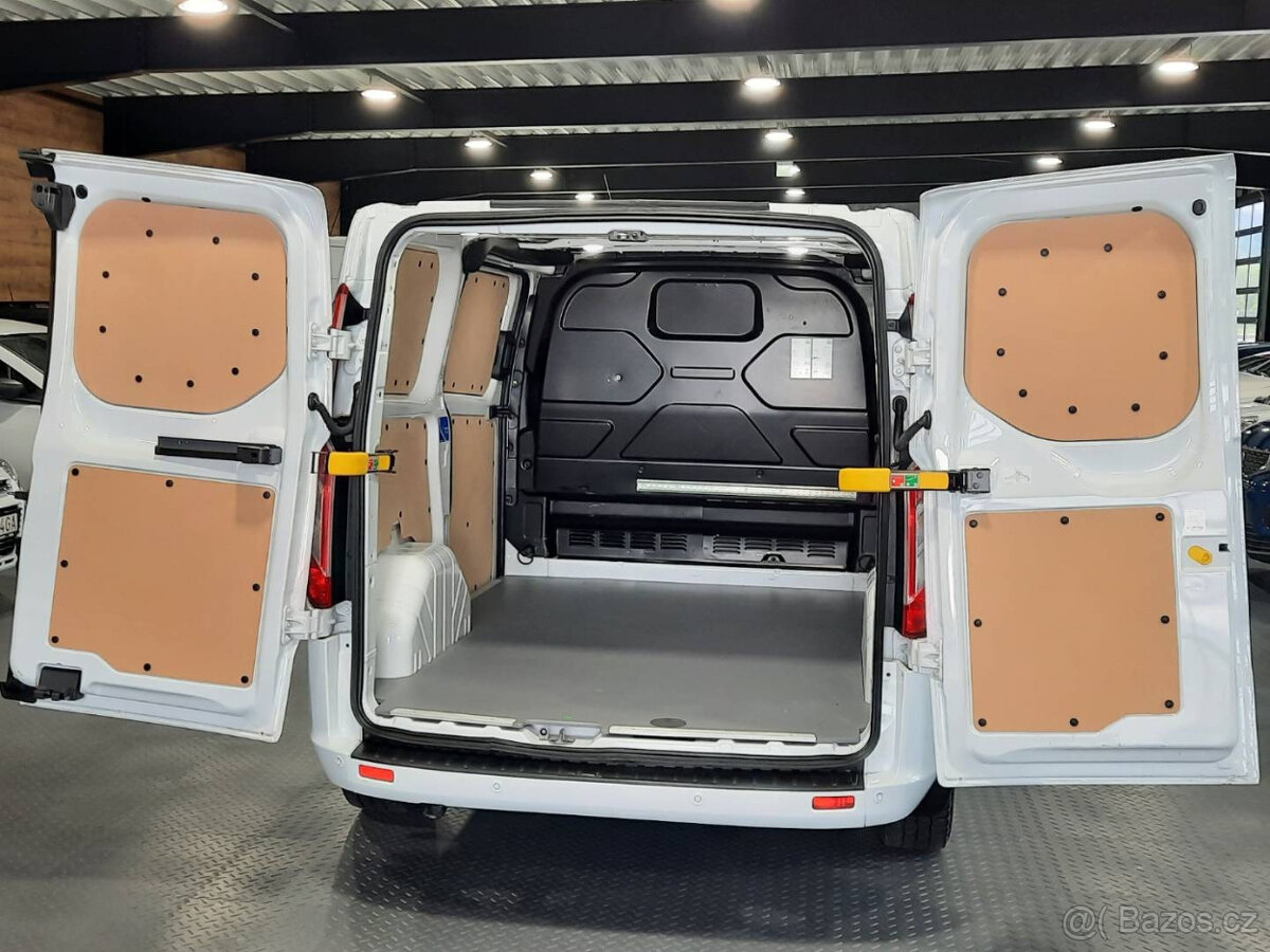 Ford Transit Custom 2,0 TDCi - 96 Kw L1 Titanium - 17
