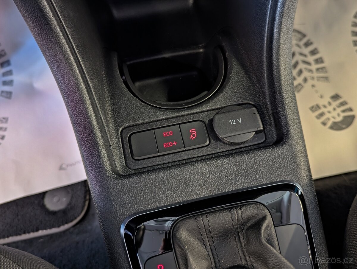 Volkswagen e-up 61kW, bat. 36.8kWh, KAMERA, LANE, DPH - 17