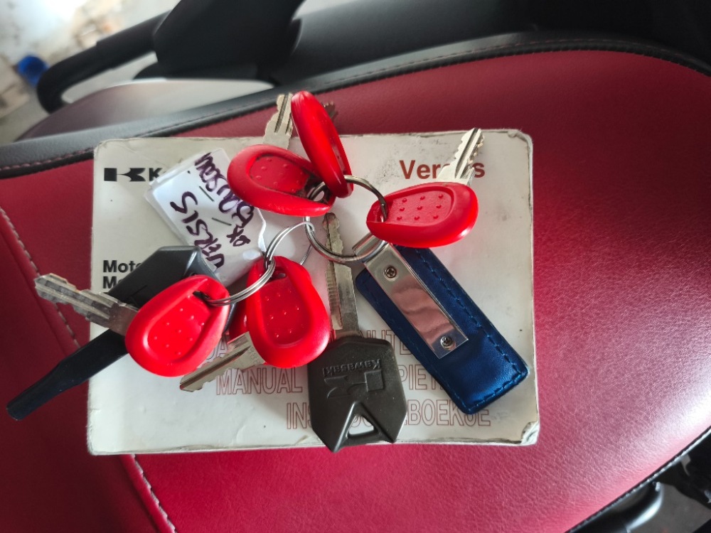 Kawasaki Versys 650 (2008) ZIMNÍ VÝPRODEJ-SUPER CENA - 17