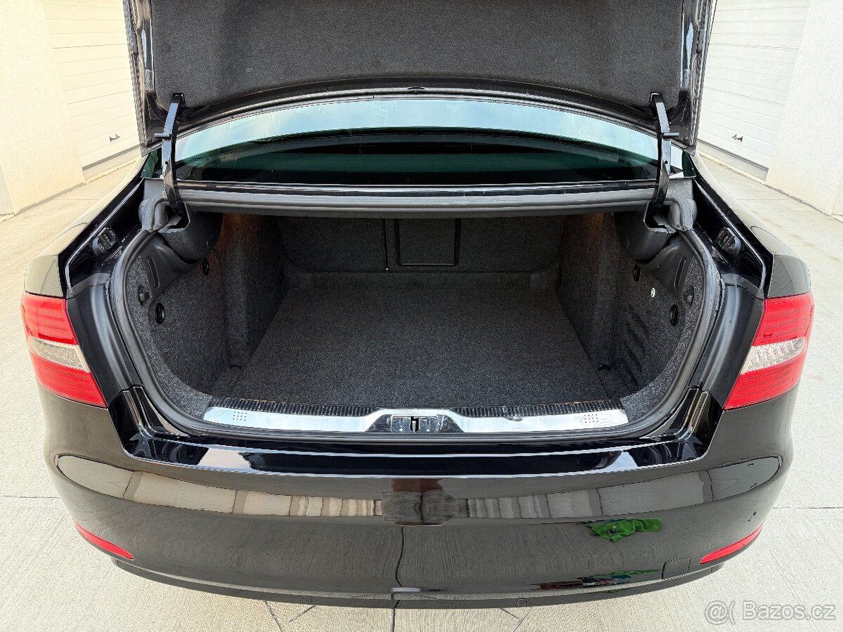 Skoda Superb 2.0 TDI CR DSG Elegance - 17