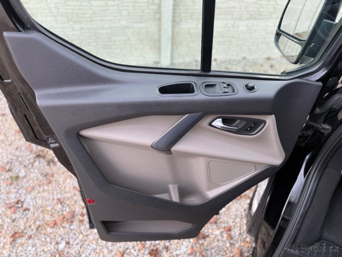 Ford Transit Custom 2.0 TDCi 96KW Long 6 Míst - 17