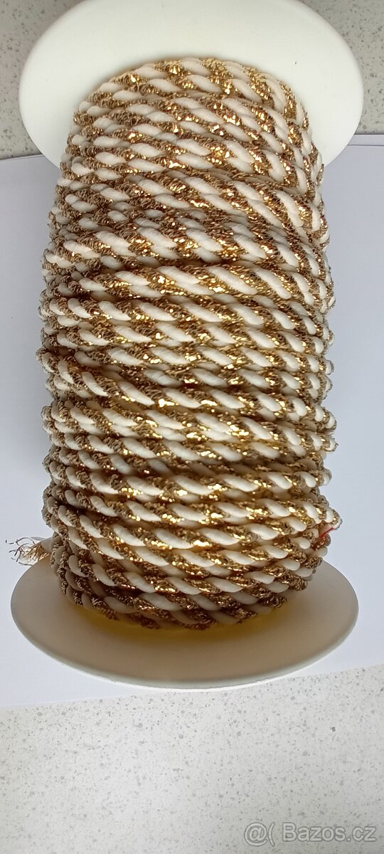 Přebytky, korálky, metráž, dráty, komponenty - 17