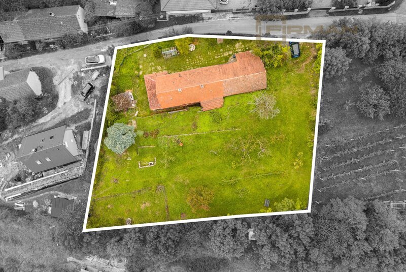 Dům 123 m² s pozemkem 1484 m² k rekonstrukci – Hoření vinic - 17