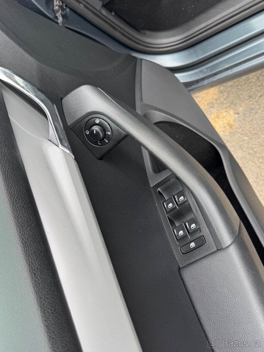 ŠKODA OCTAVIA LIMUZINA III 1.6TDI - 17