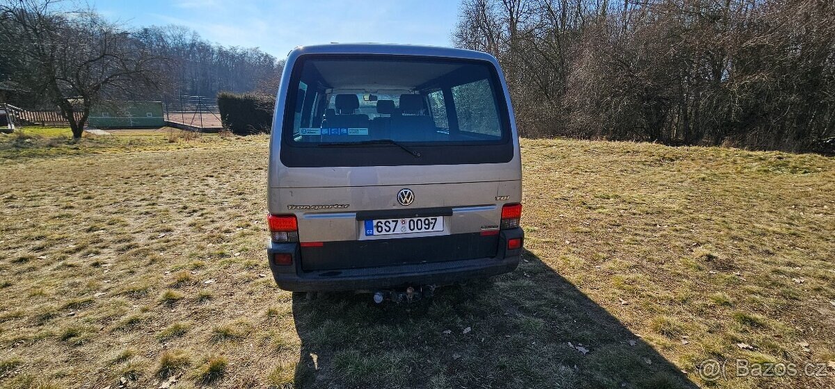 Prodám VW Transporter 2,5TDI T4, 5 dv. varianta LONG - 17