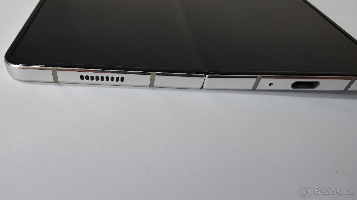 Samsung Galaxy Z Fold5 (F946B) 12GB/512GB, Beige - 17