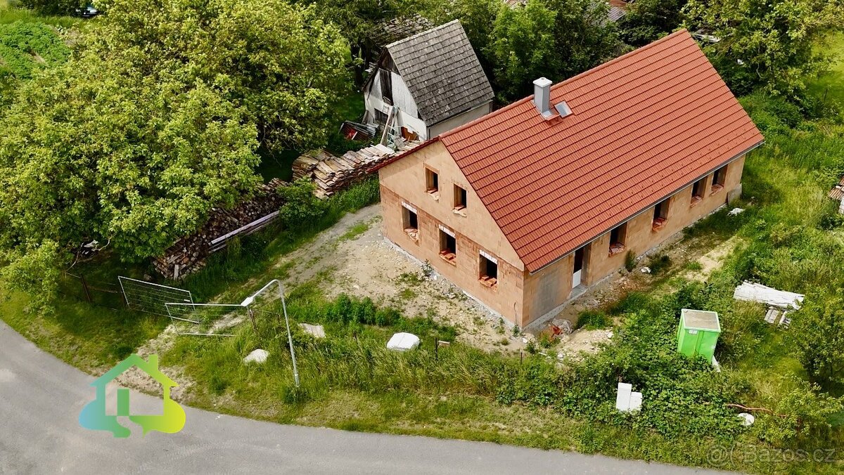 Prodej stavebního pozemku (607m2) a rodinného domu (144m2), - 17