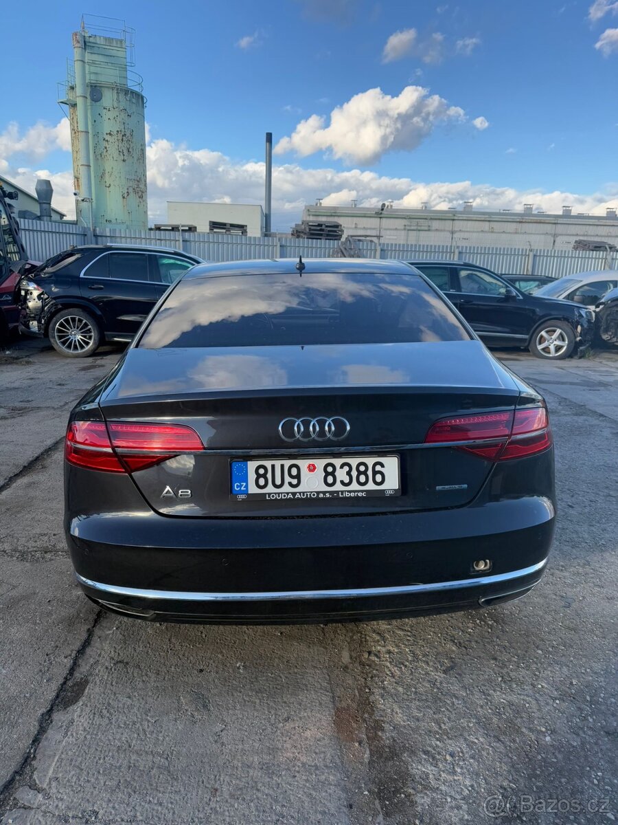 Audi A8 4.2TDi QA night vision motor start 2017 - 17