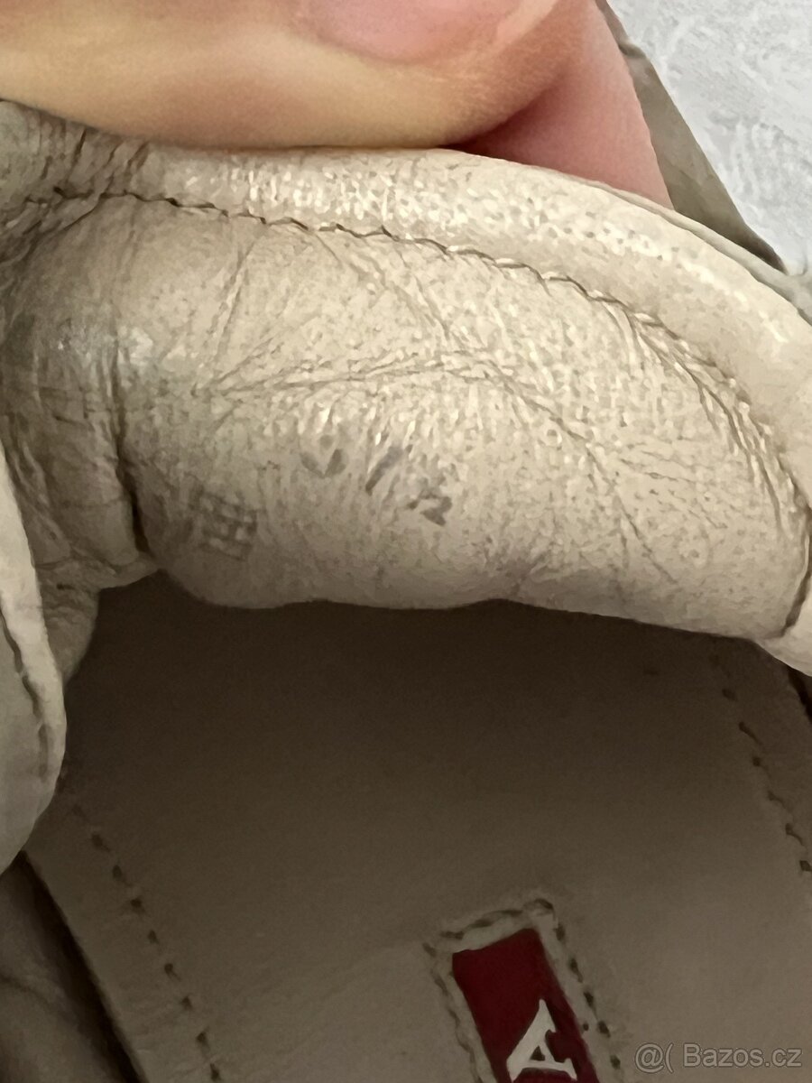 Prada - dáms. tenisky – vel. 37 - 37,5? - 17