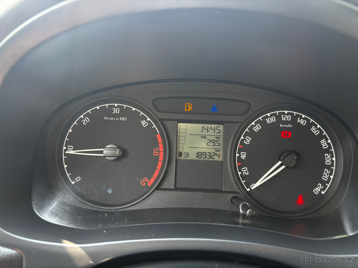 Škoda Fabia 2 1.4TDi 59kW, RV 2010, ALU, Klima, Nová STK - 17