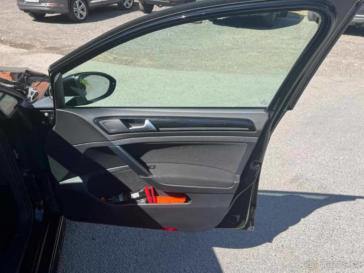 Volkswagen Golf Variant 2.0 TDI R-Line Highline DSG - 17