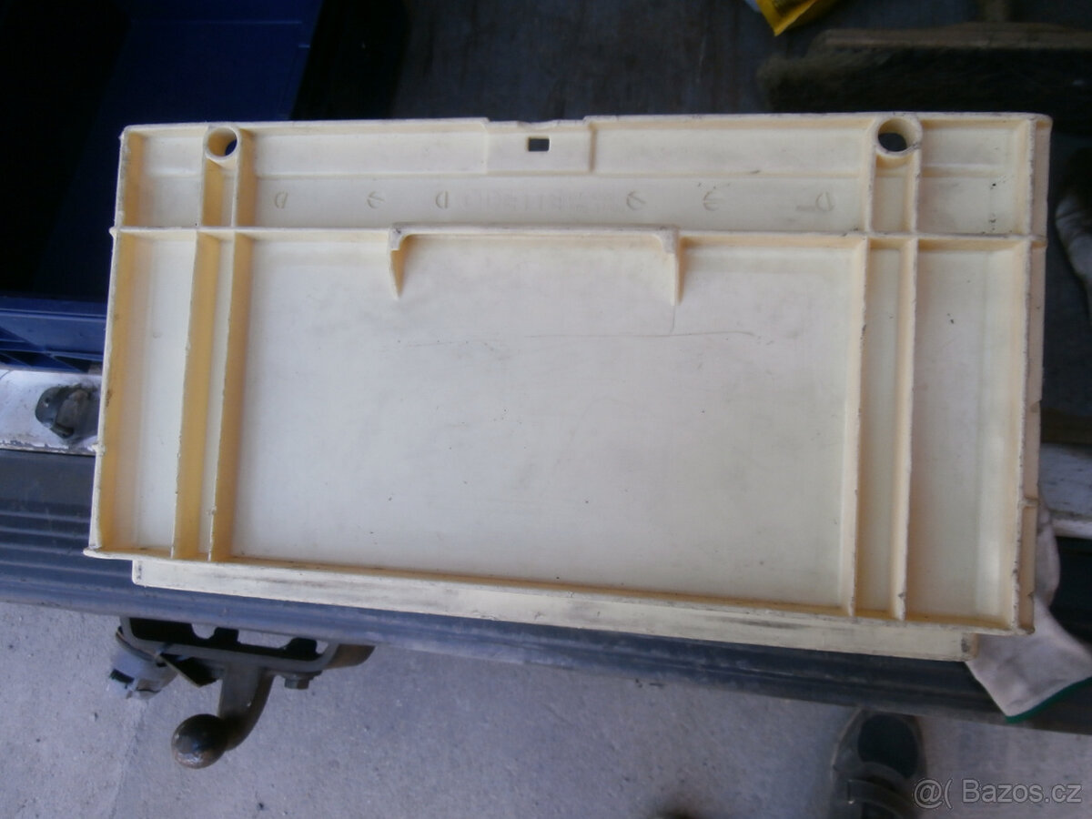 Box plastový ukládací dílenský více typů za 70 kč - 17