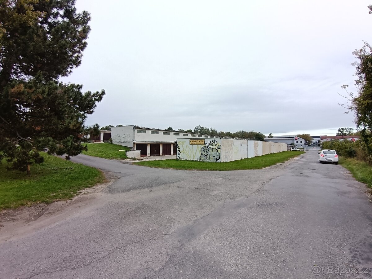 🅿️ Prodej garáže 19 m² Otrokovice, Třída Tomáše Bati (u Ště - 17