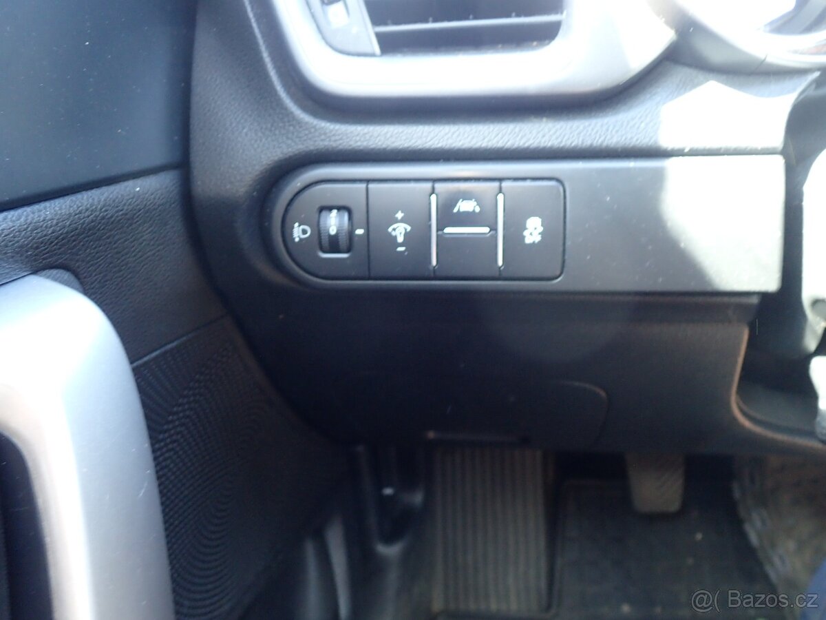 Kia Ceed SW 1,6CRDi 100kw ,Exclusive,11/2018 ČR - 17