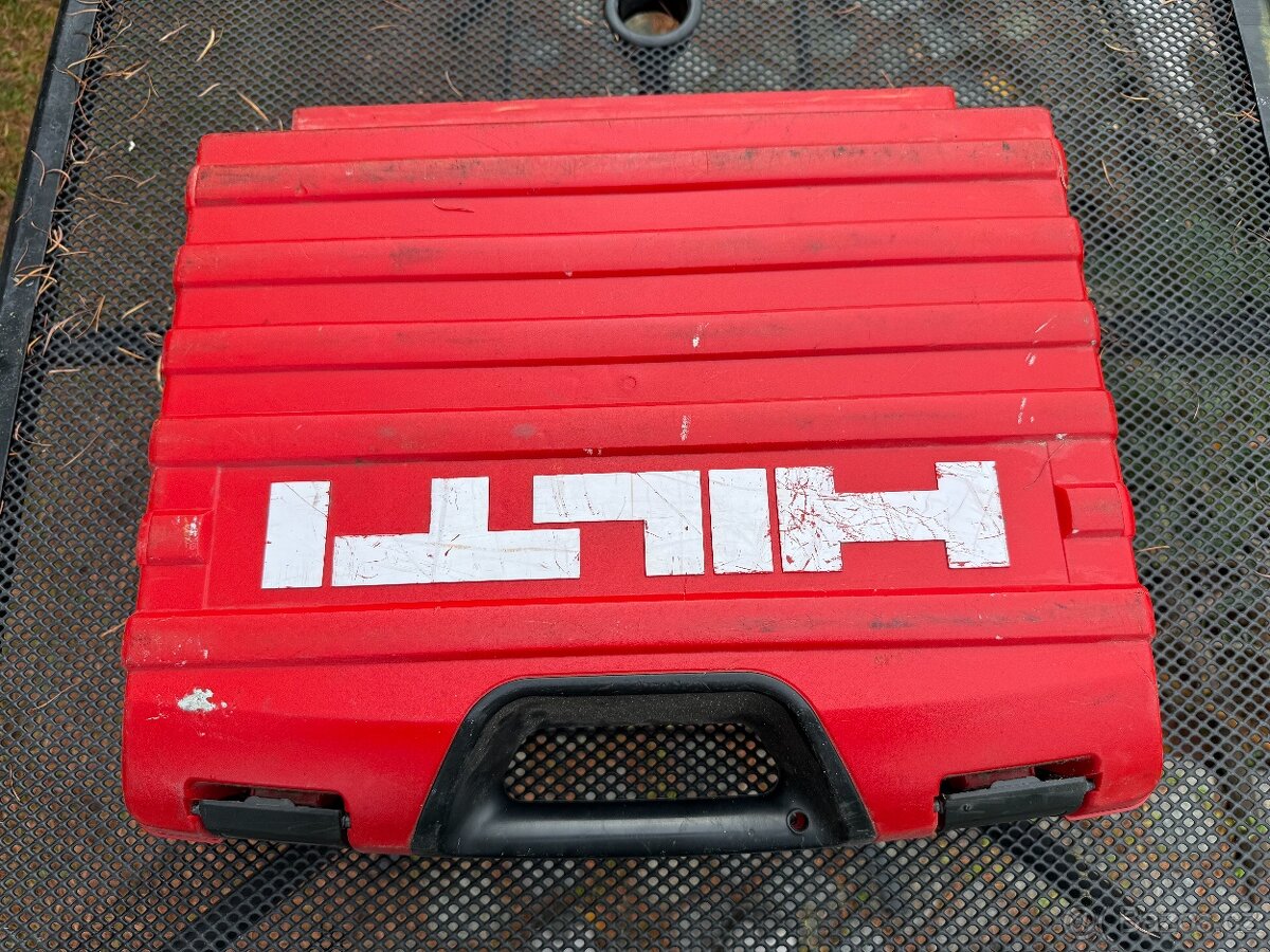 4 kufry HILTI na elektrické nářadí - 17