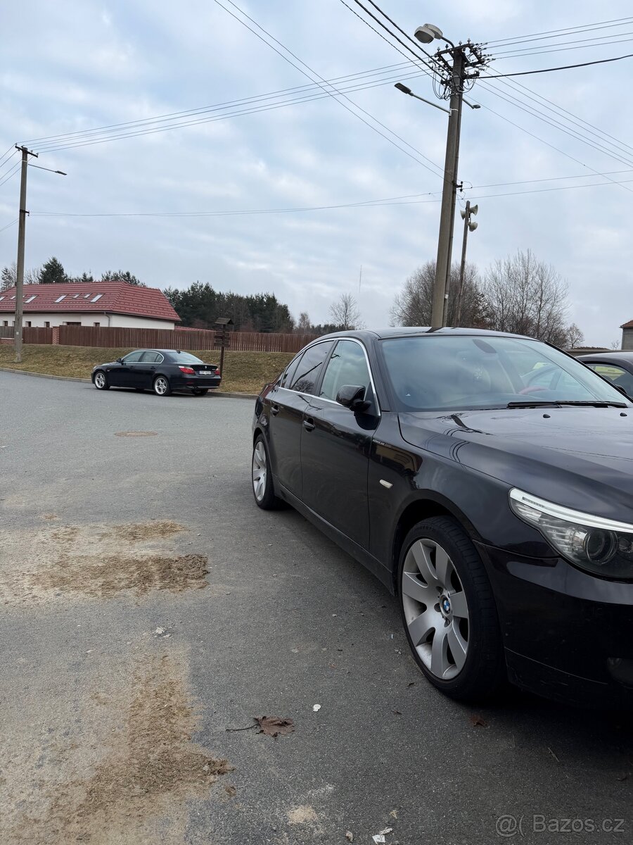 BMW E60 525xi | manuál | xDrive | NA DÍLY - 17