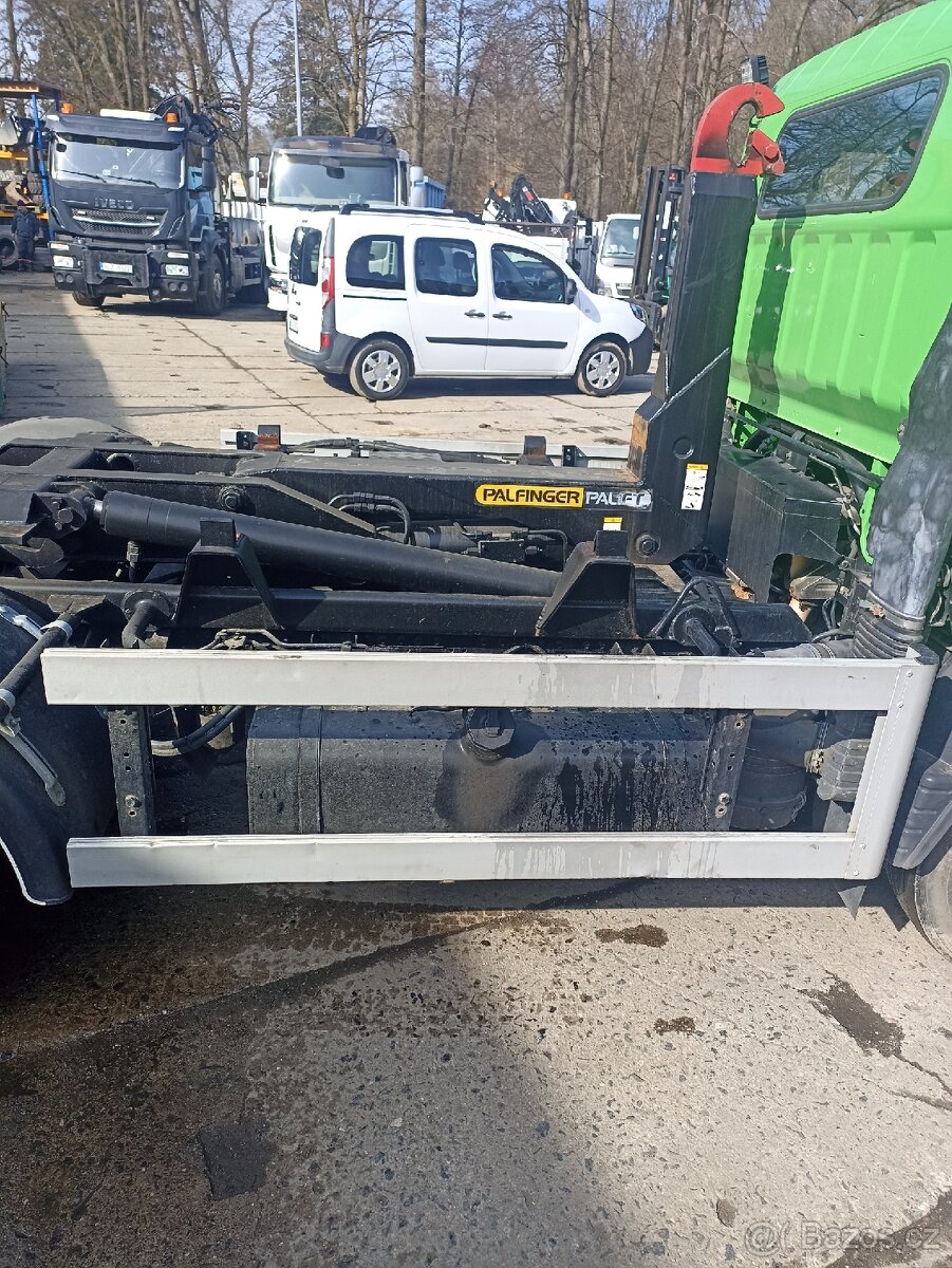 Hákový nosič 7.5 tuny - 17