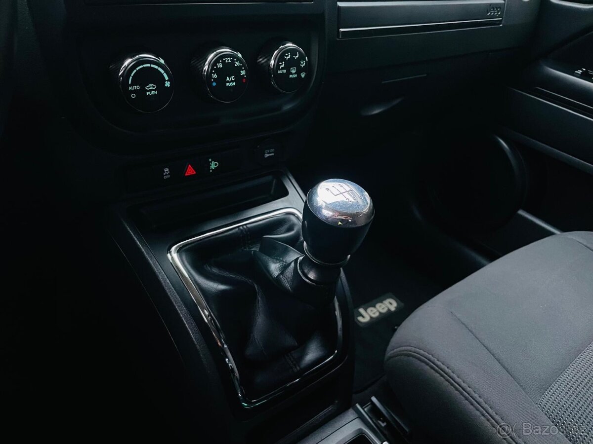 Jeep Compass 2.2D 120KW 4x4 MANUÁL TAŽNÉ - 17