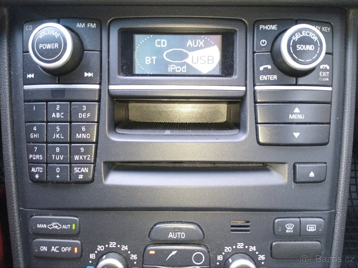 Volvo XC90 D5 AWD, rok výroby 09/2013 - 17