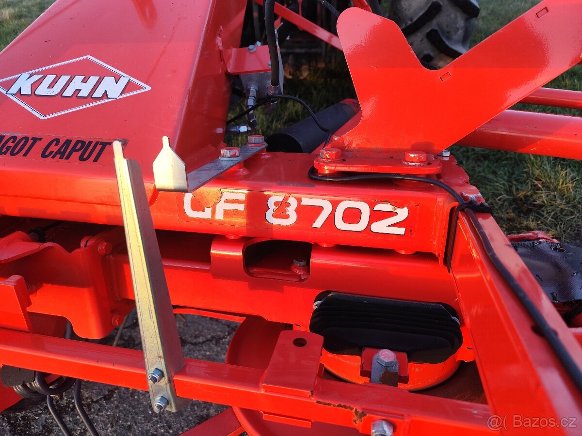 Obraceč píce KUHN GF 8702 - 17