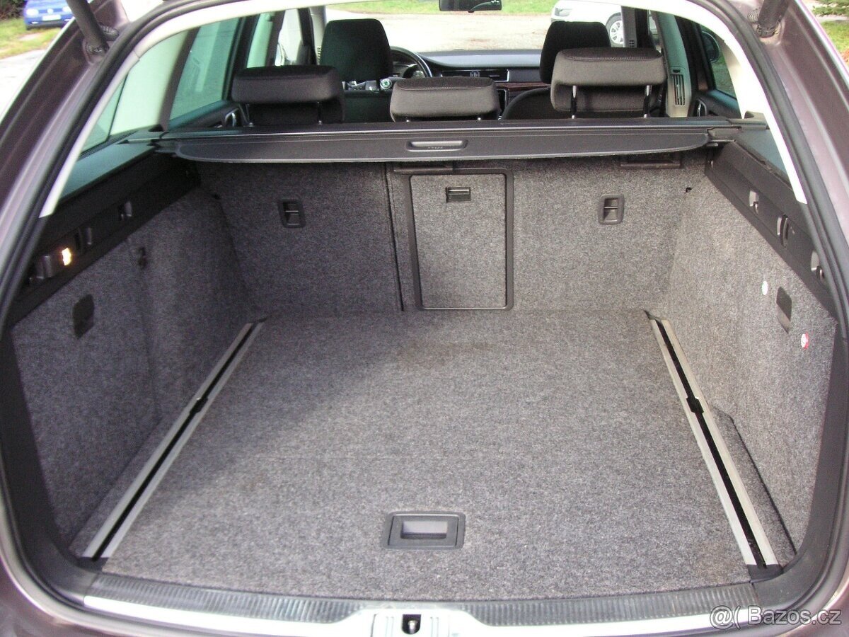 Škoda Superb II 2.0 TDI, Combi, DSG - 17