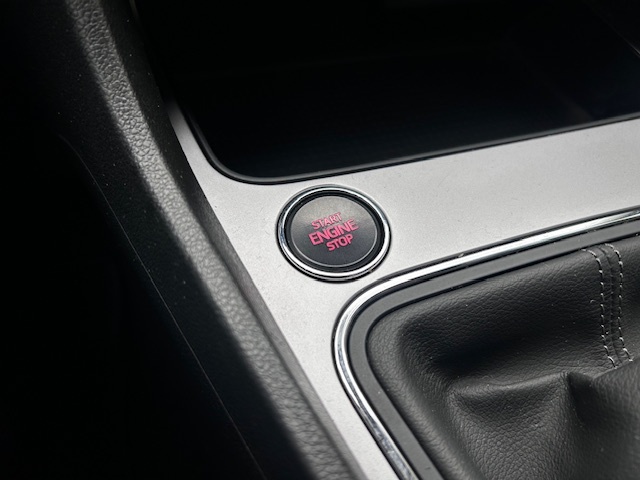 Seat Leon ST 2.0 TDi Xcellence, 2018, LED, navi, kamera - 17