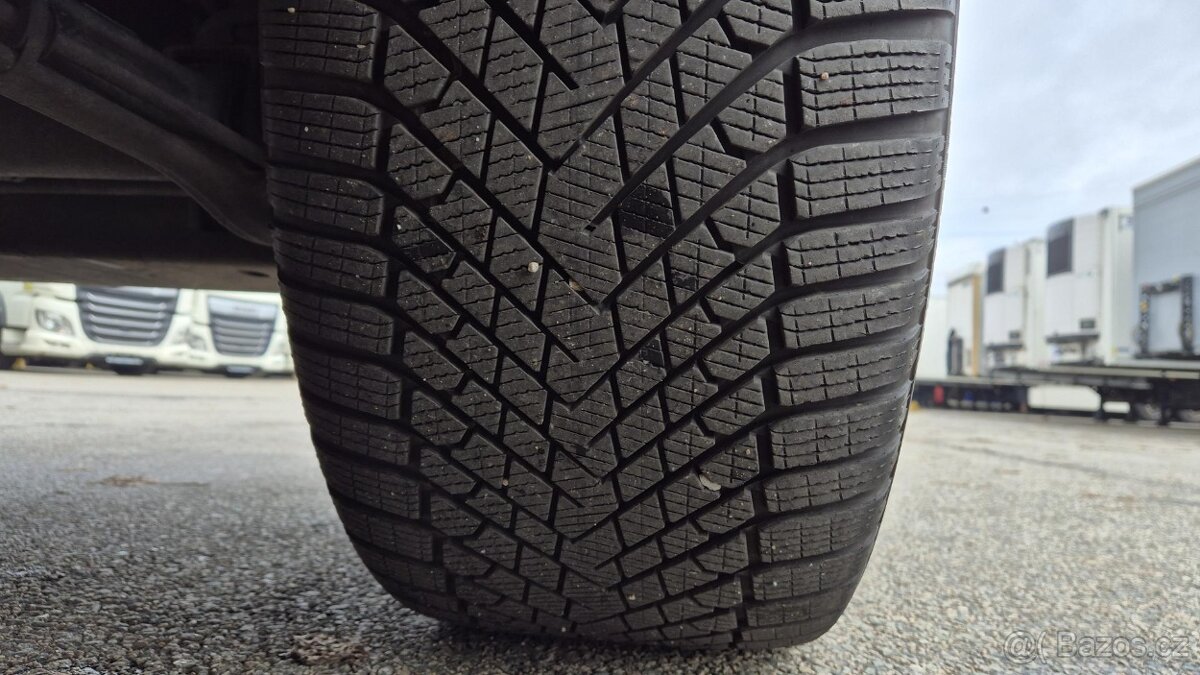 MERCEDES-BENZ AMG G 63 - 17